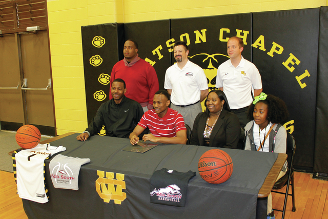 Ex-Chapel star Brown headed to Texas school