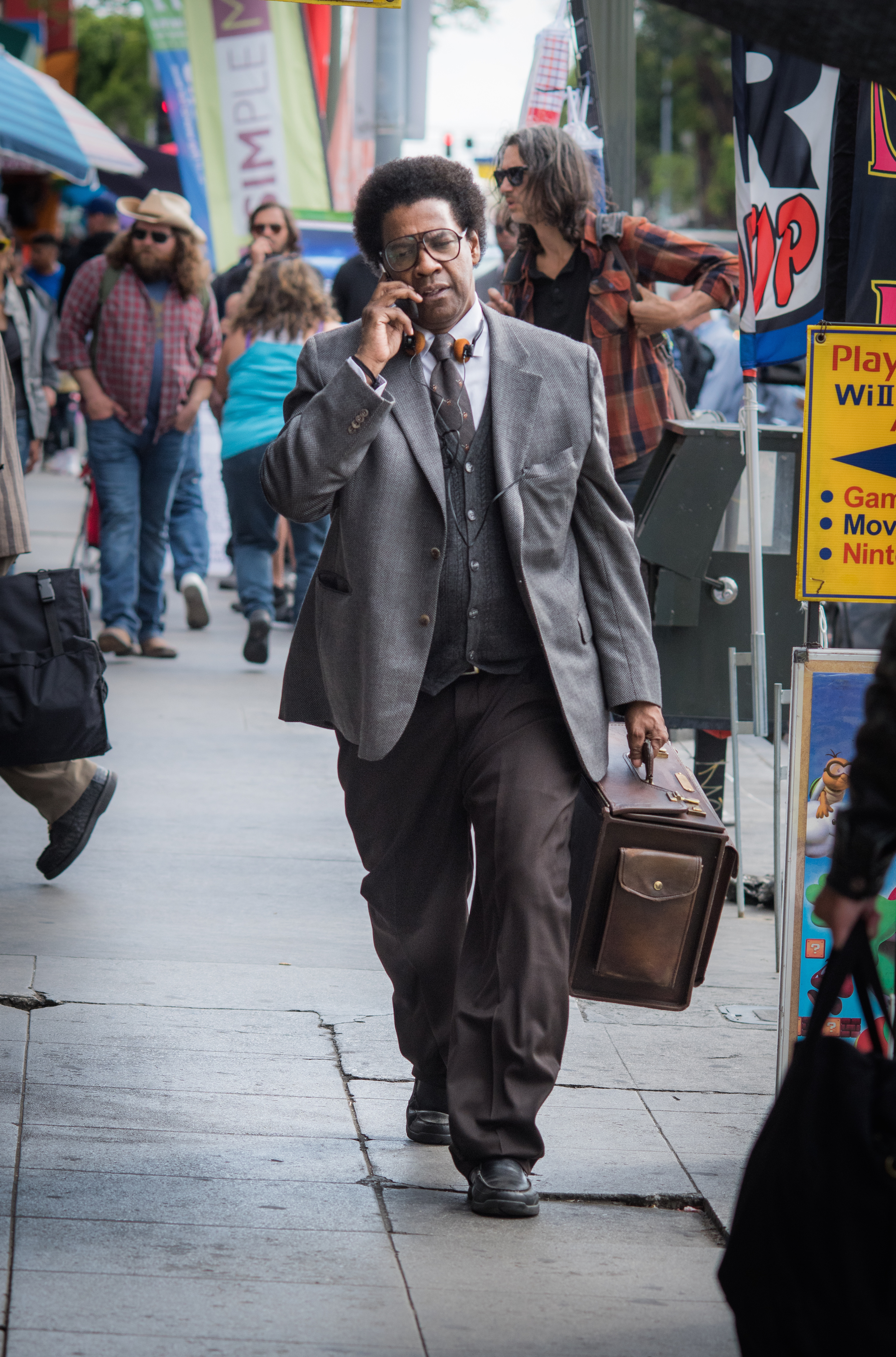 Movie review: Denzel Washington dresses down but acts up in ‘Roman J. Israel, Esq.’