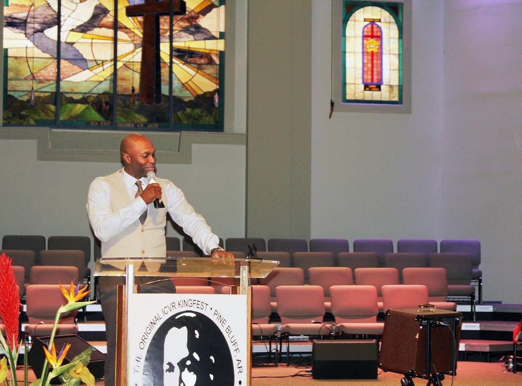 MLB great Hunter shares life lessons on hometown visit