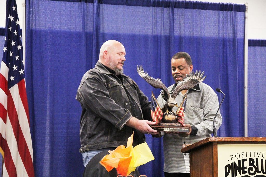 Police officers say goodbye to retiring chief Hubanks