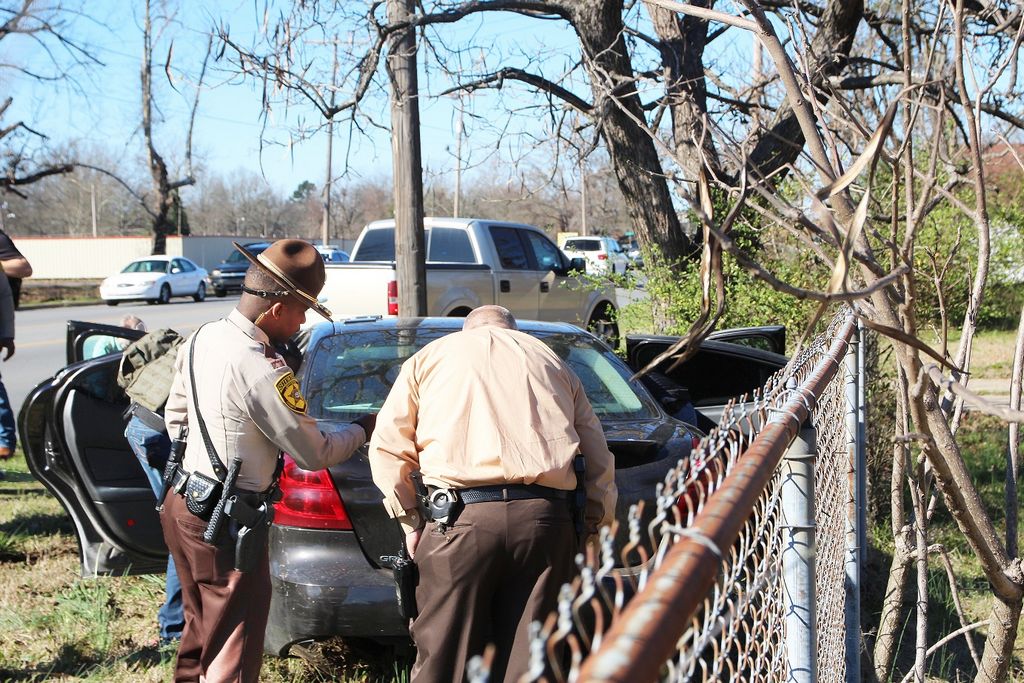 Officer pinned against vehicle in showdown on Blake