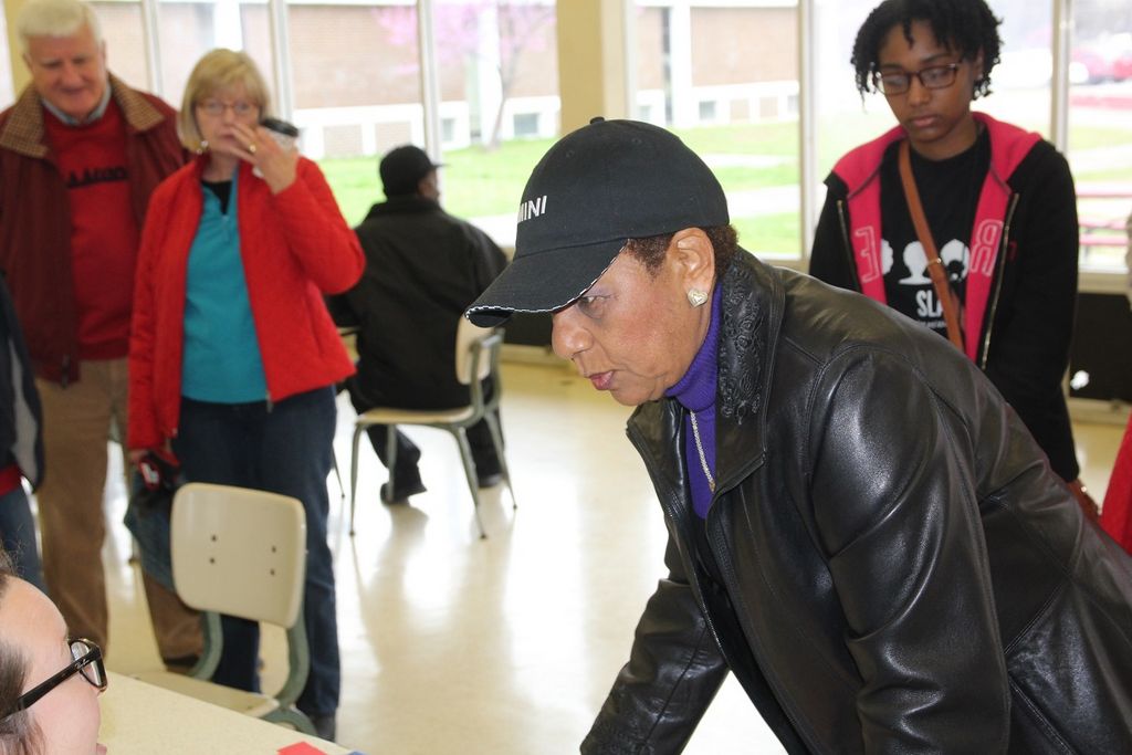 Weather doesn’t deter Spring Day of Service