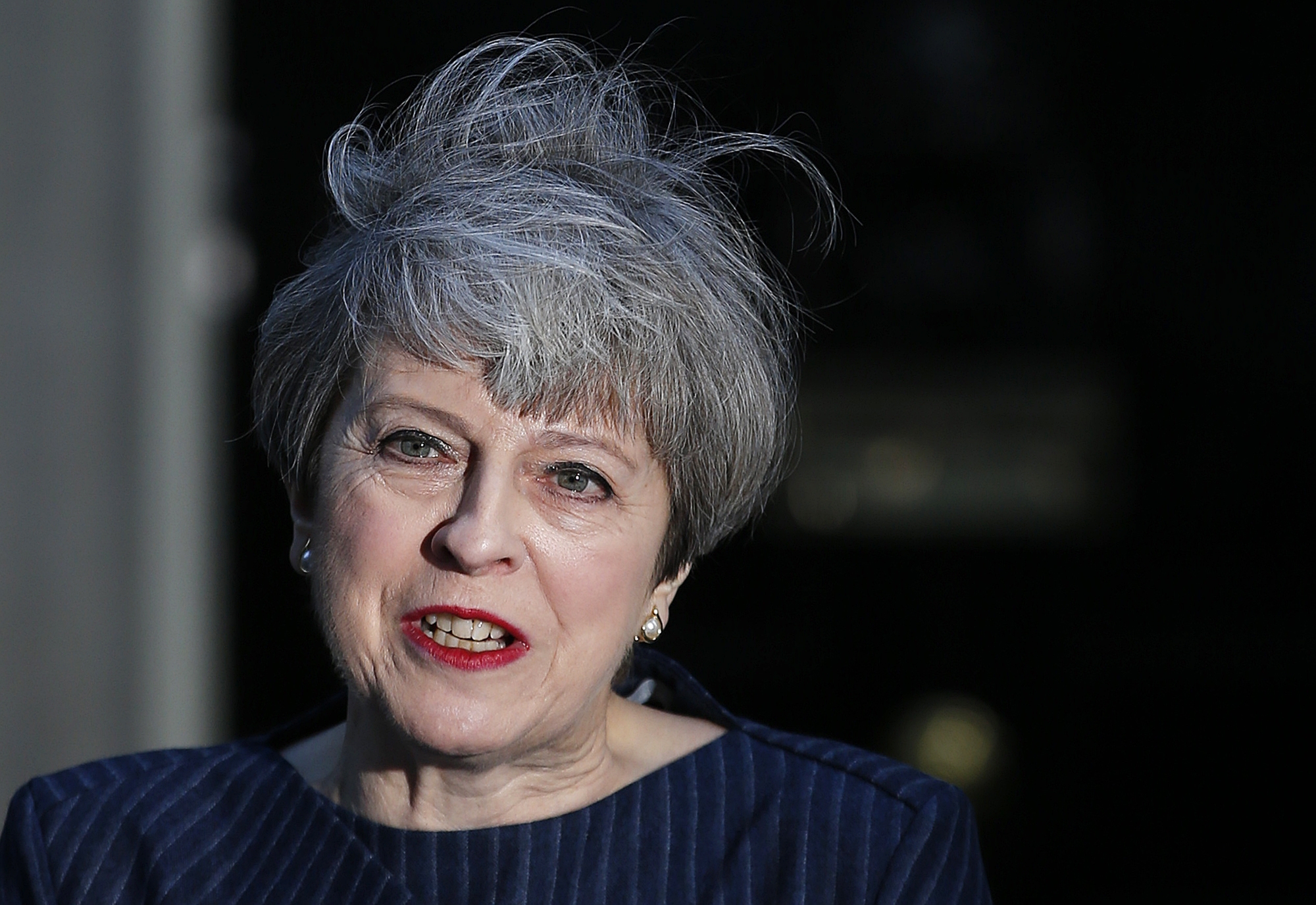 UK leader seeks snap June 8 election to bolster Brexit hand