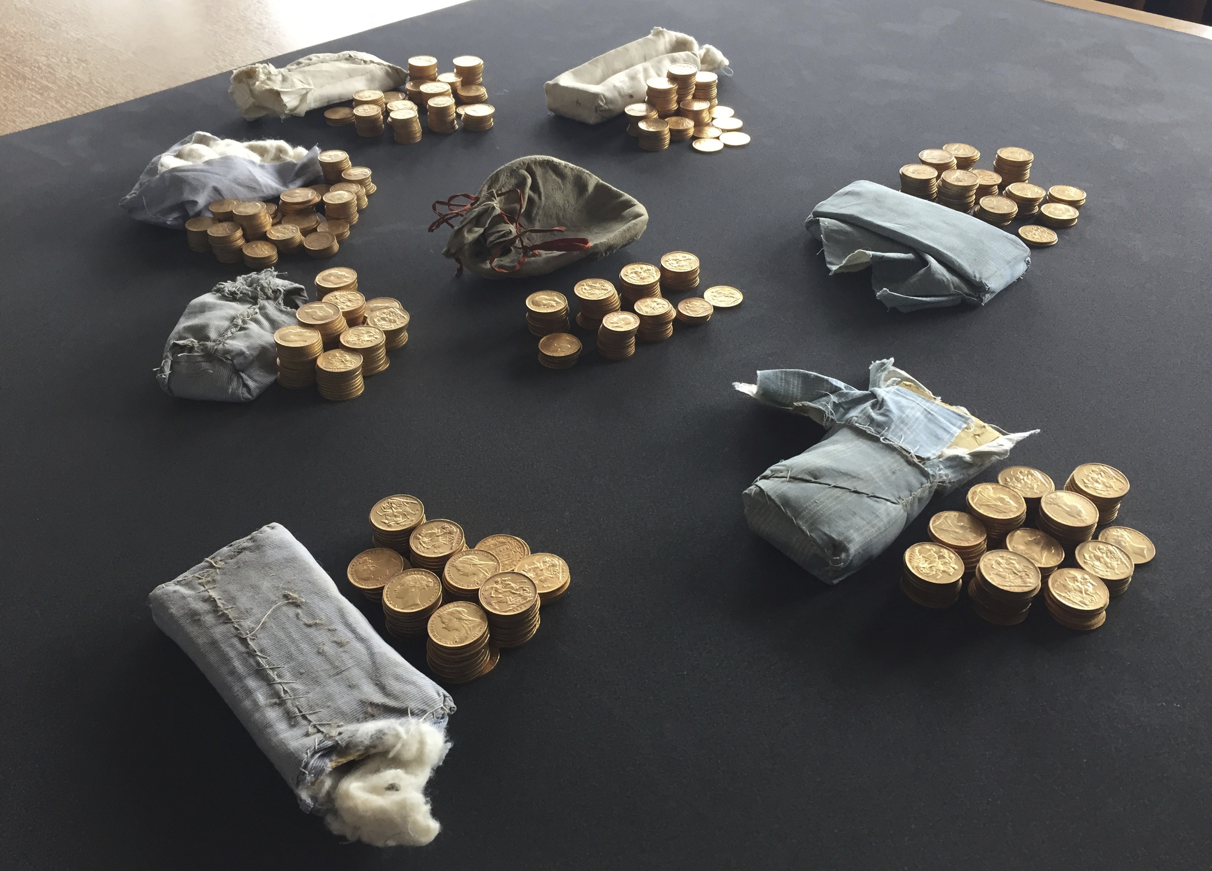 LIGHT LUNCH: No one claiming 13 pounds of gold found in piano