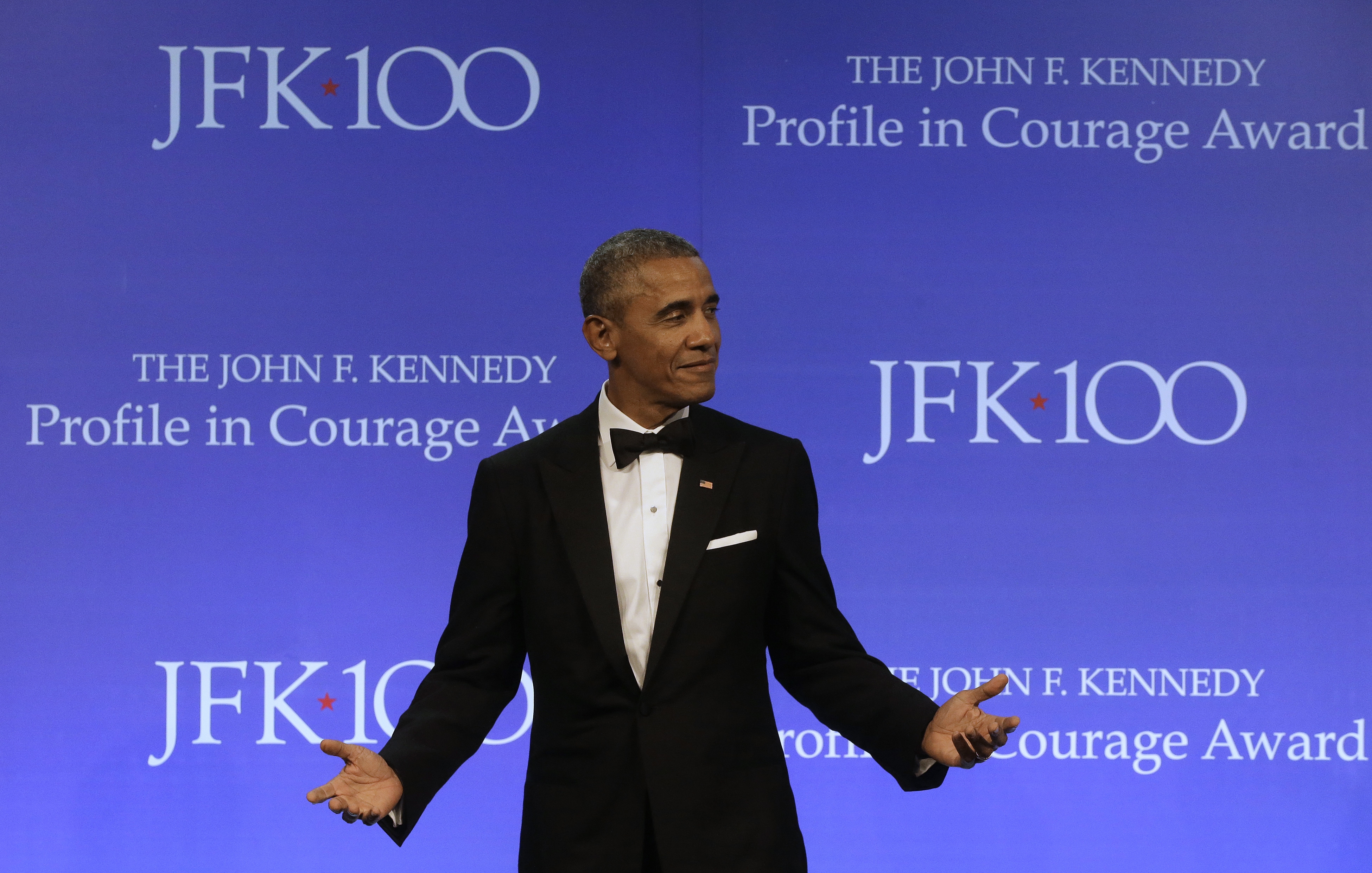 Obama starts defining his new role in the age of Trump