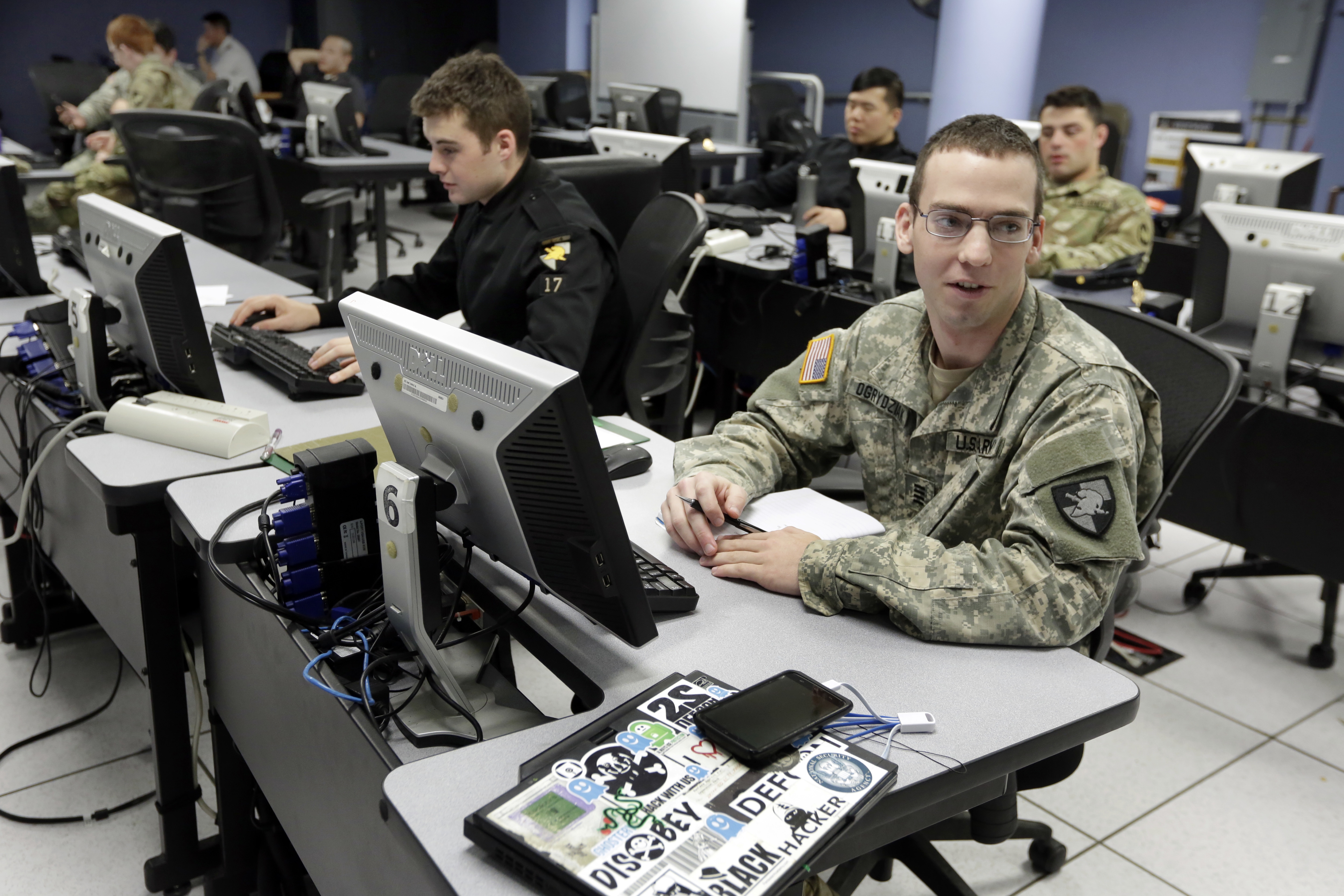 LIGHT LUNCH: 3 brothers graduate West Point together