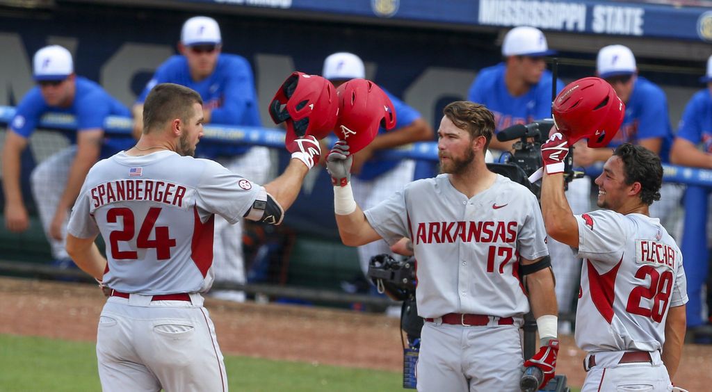 Arkansas blasts Florida in SEC semifinals