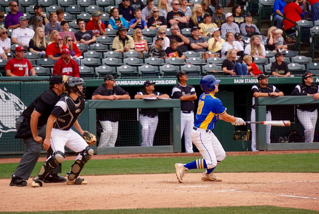 Yellowjackets top off record setting season with 6A state title