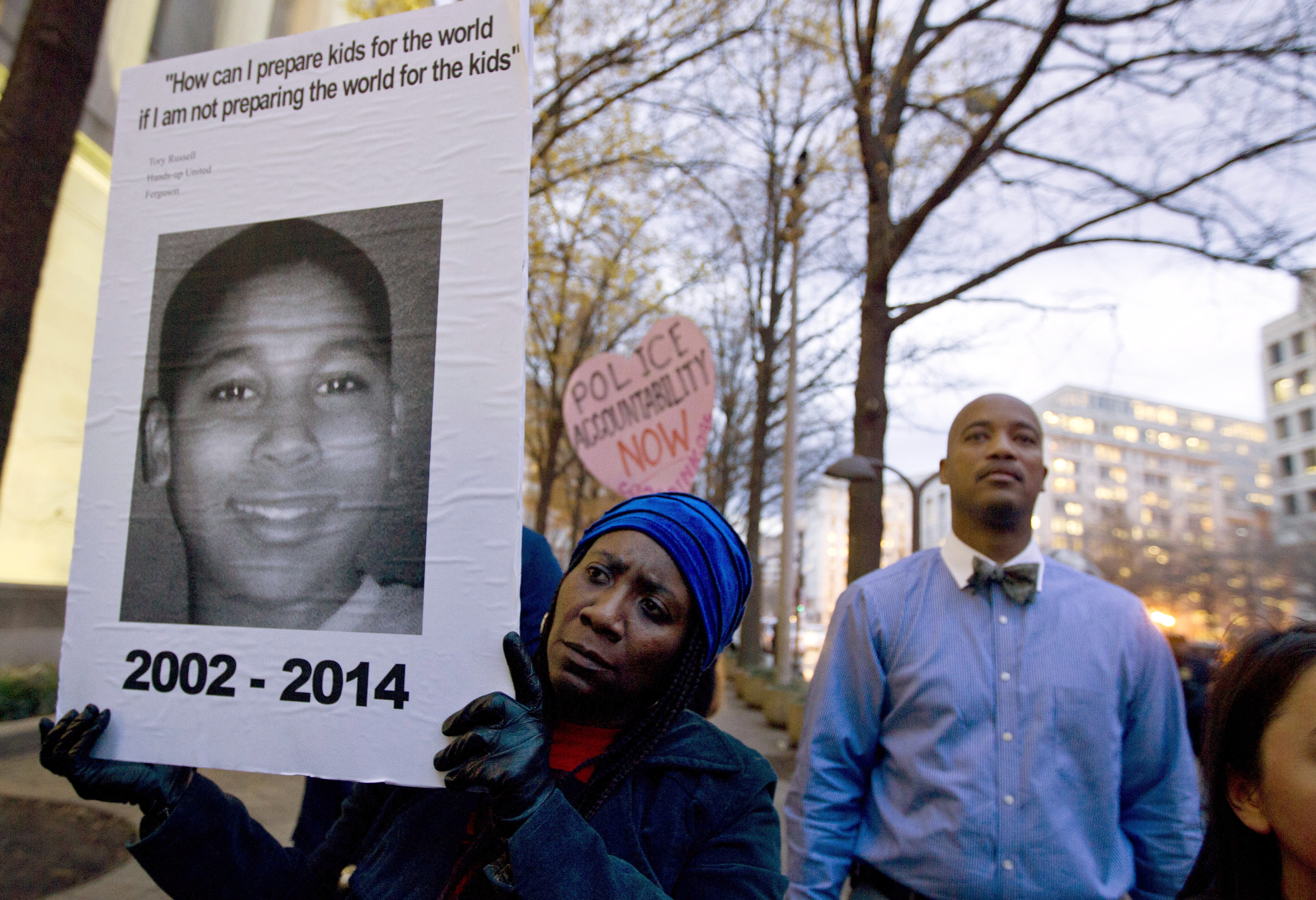 Cleveland fires 1 officer, suspends 2nd in Rice shooting