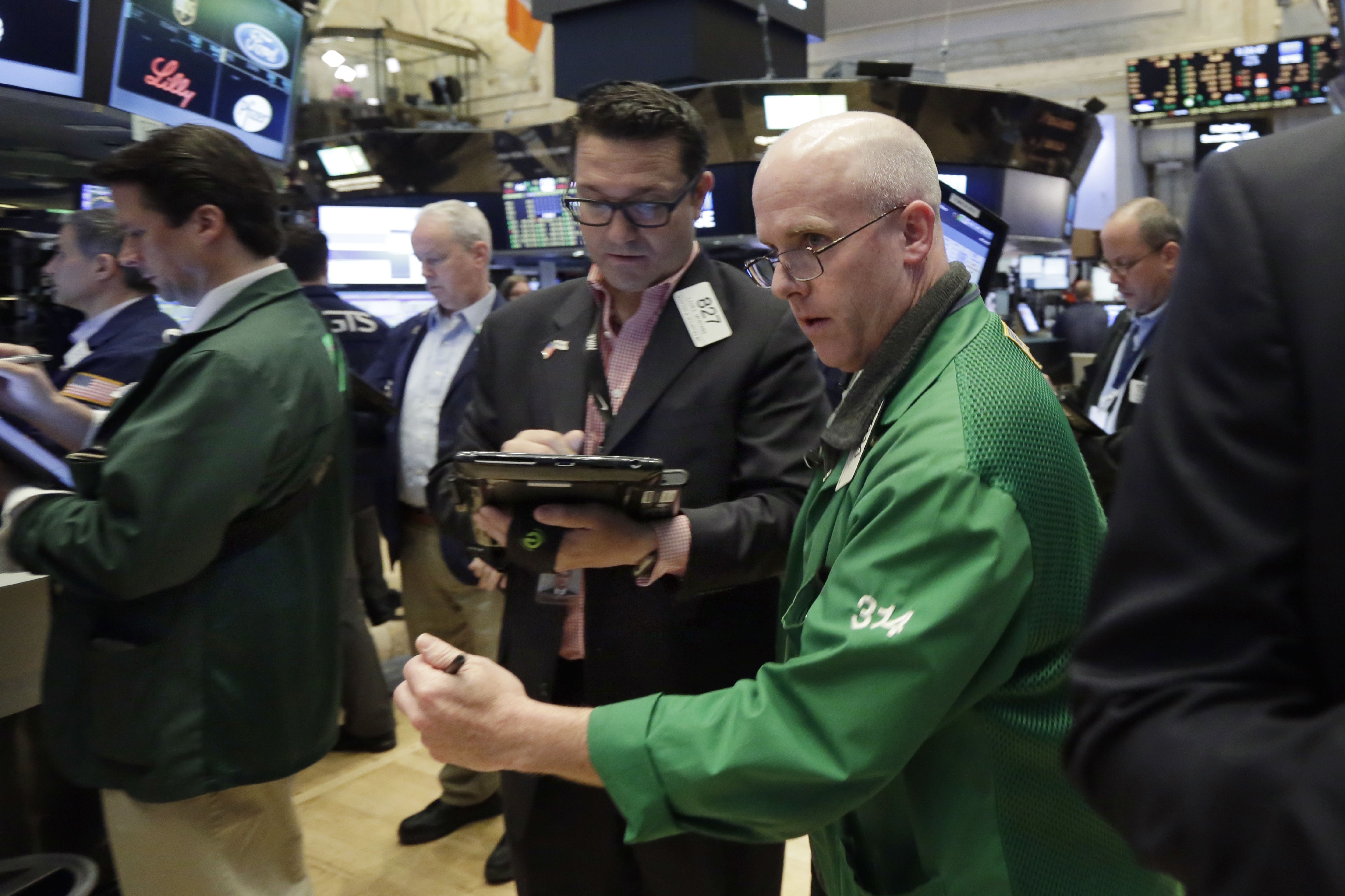 CLOSING BELL: Stocks at new highs following job gains