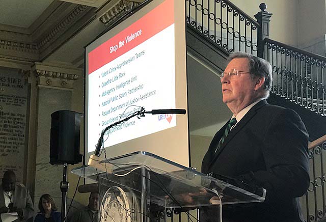 Little Rock mayor unveils plan to improve public safety