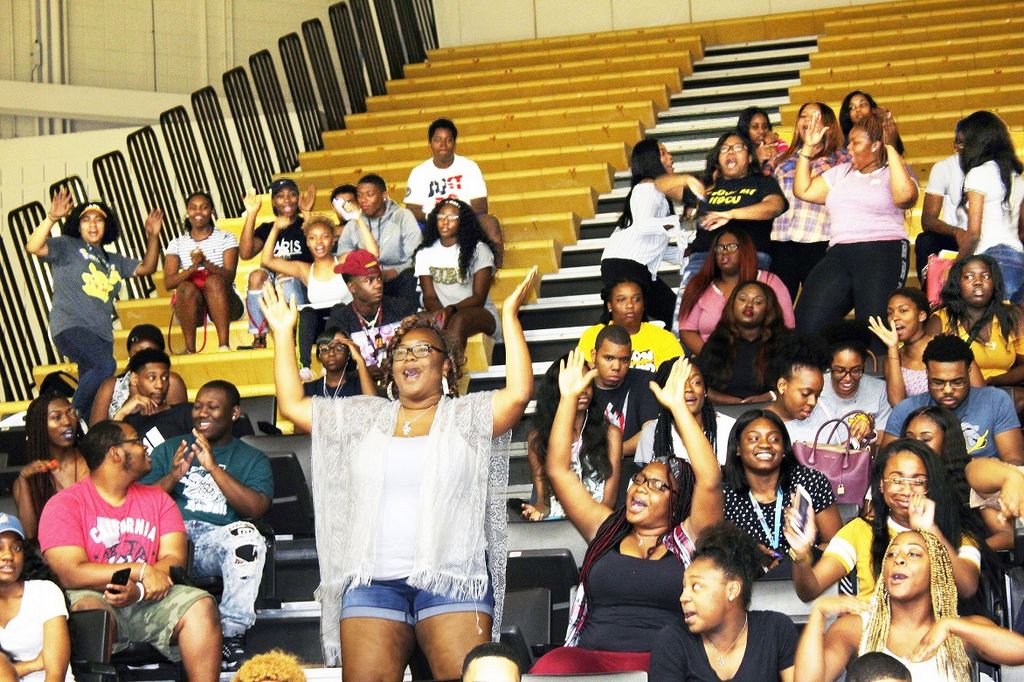 UAPB leaders welcome freshmen to campus