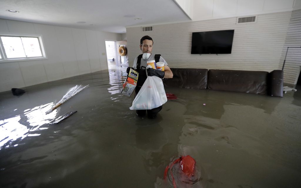 60 deaths, housing crisis left in Harvey’s wake