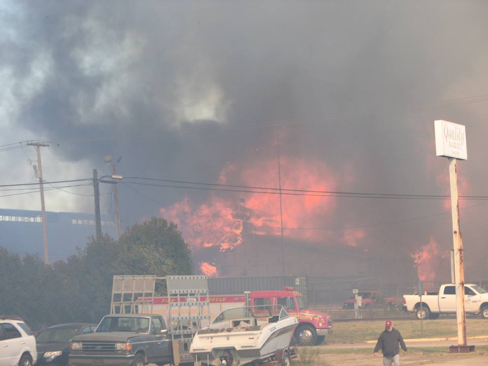 Large fire destroys south Arkansas plywood plant