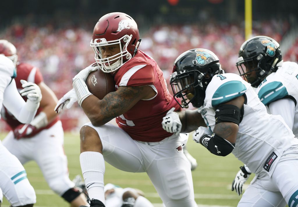 Razorbacks rally for second straight week for improbable win