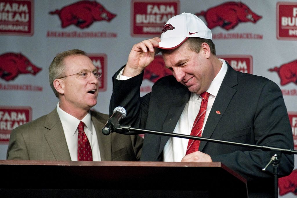 Arkansas fires athletic director Jeff Long after 10 years