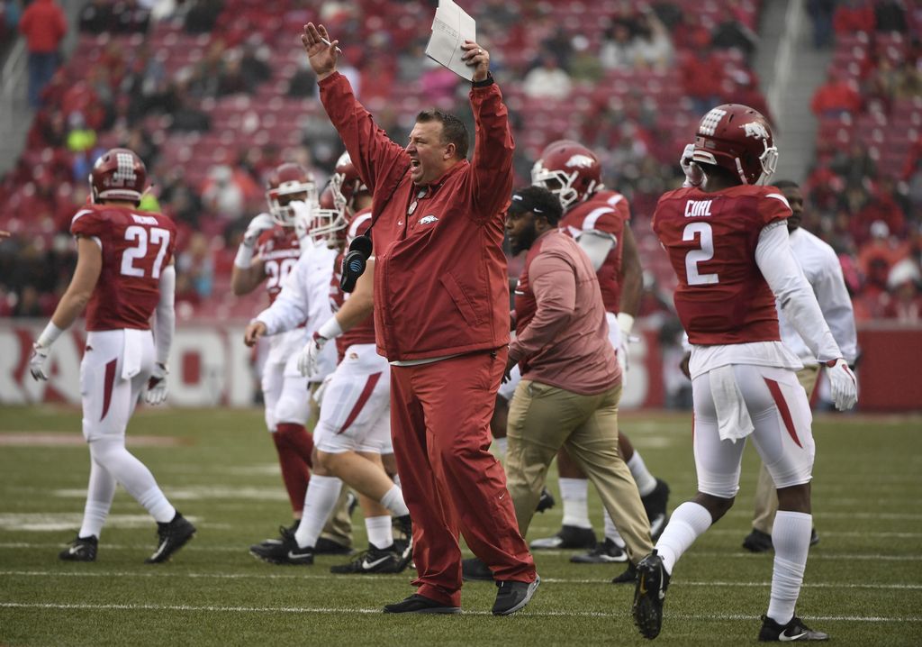 Hogs prep for Mizzou amid program turmoil