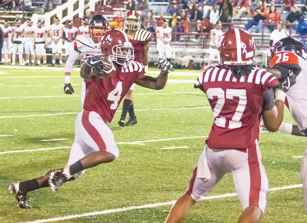 No.1 Pine Bluff playing host to No. 3 Searcy in 6A semi-finals