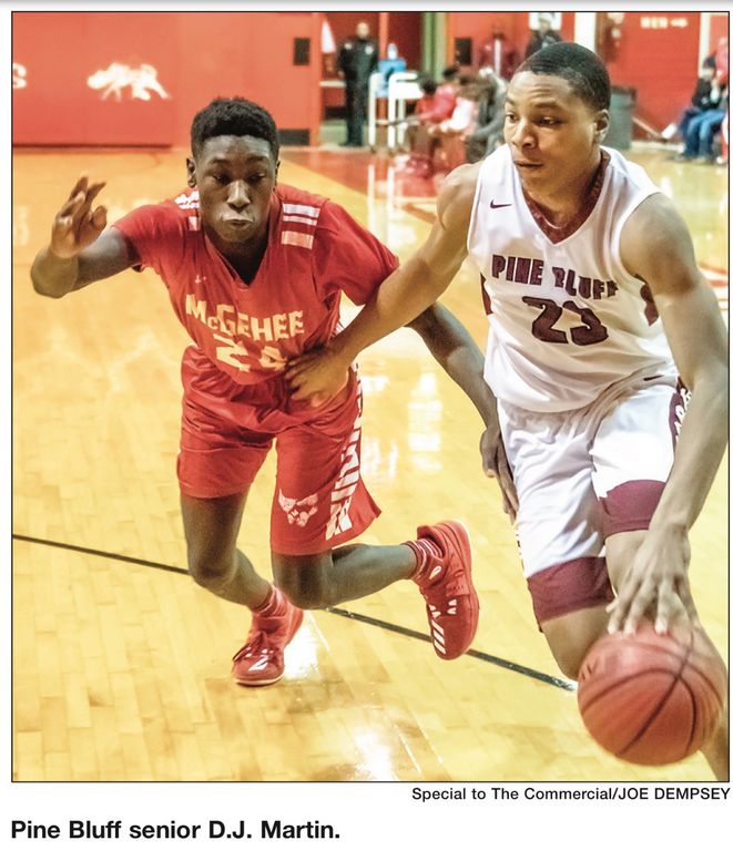 Zebras drop first game of Christmas Classic