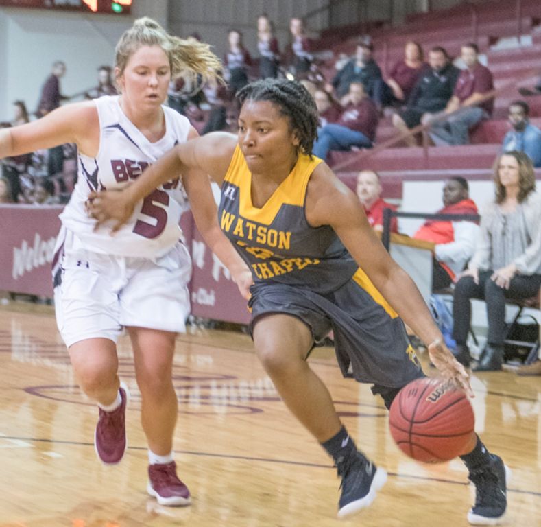 Lady Wildcats earn victory over Benton; boys lose