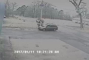 Man robs cigarette vendor Wednesday