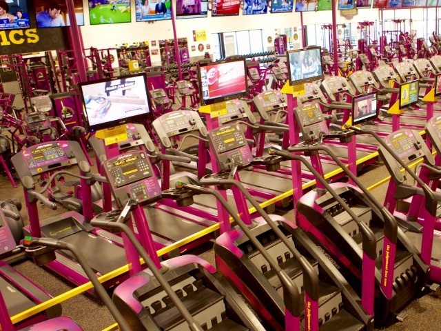 Planet Fitness opens in Pine Bluff