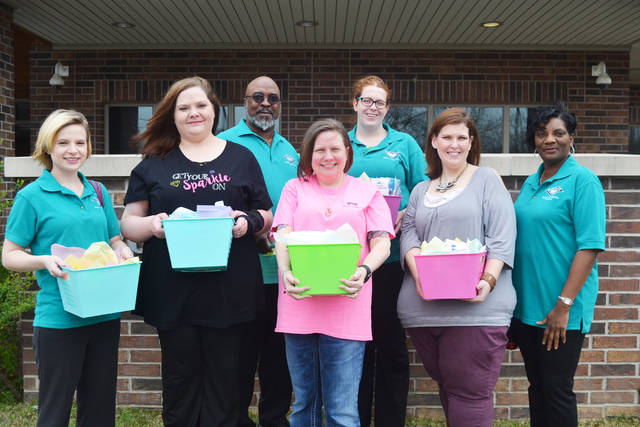 SEARK ambassadors donate to CASA