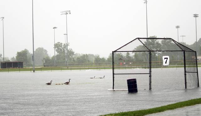 Arkansas River flooding set to ease over weekend