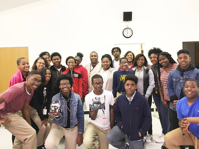 Ivy Center students participate in robotics workshop