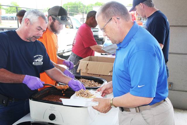 EASI, Foster’s team up to feed public safety officers