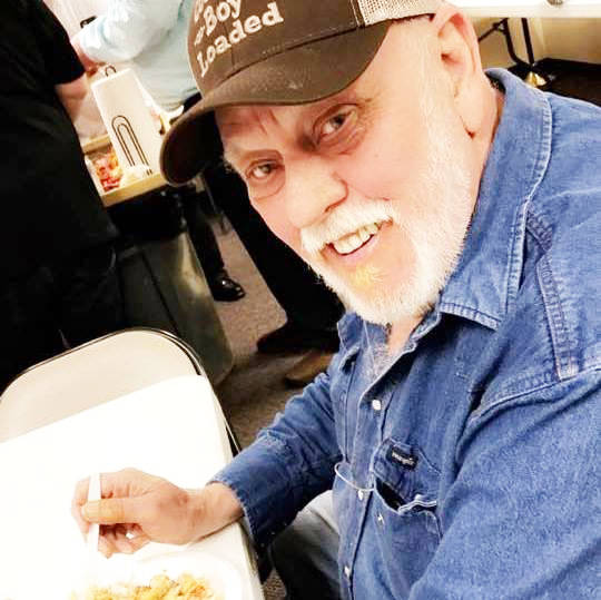 Arkansas disc jockey continues to shine at 73