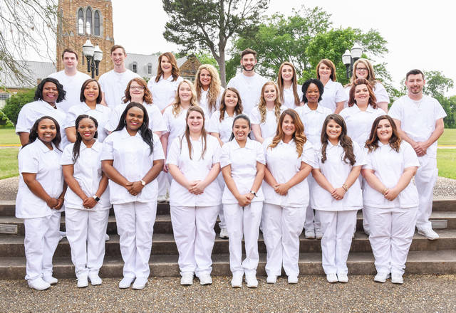 2017 UAM nursing graduates