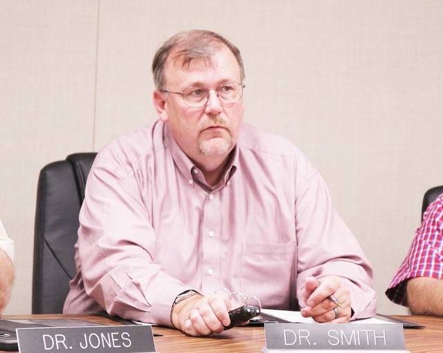 White Hall super Larry Smith retiring