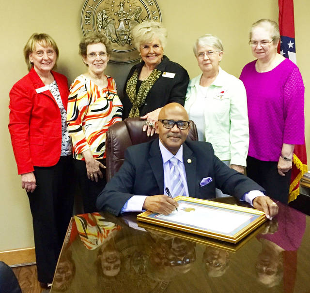 May declared Extension Homemakers month