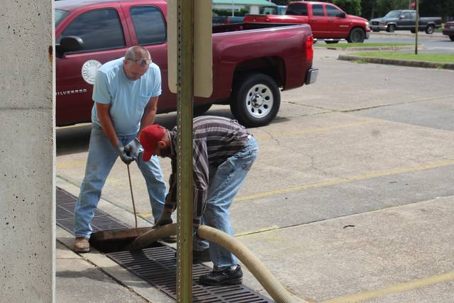 PB library floods, forcing closure through Saturday