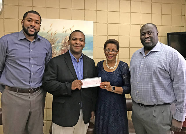 Entergy awards$10,000 to Pine Bluff for Aquatic Center