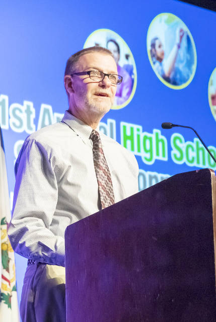 Sheridan math teacher wins outstanding award