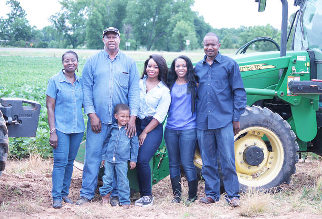 Chamber’s fish fry to honor Conyer Family, agribusinesses
