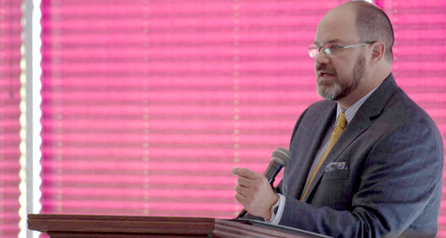 SEARK presents 2017 faculty, staff convocation