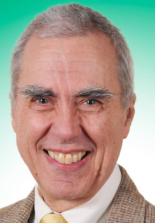 Writer, UAM professor receives honor