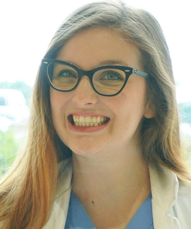 WH graduate,UAMS student receives scholarship