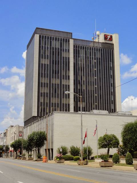 Simmons acquires banks in Texas, Okla.
