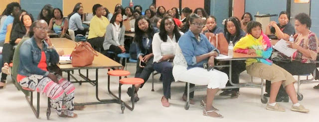Alpha Kappa Alpha hosts event for cotillion participants