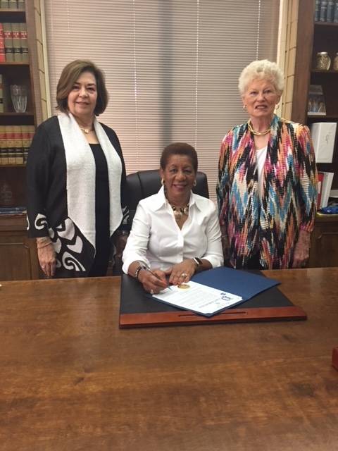 Mayor proclaims Colonial Heritage Month
