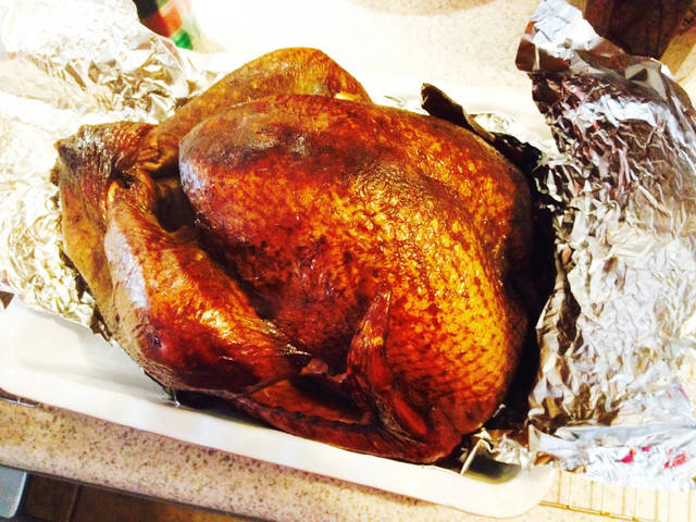 Holiday food safety key to healthy dining experience, experts say