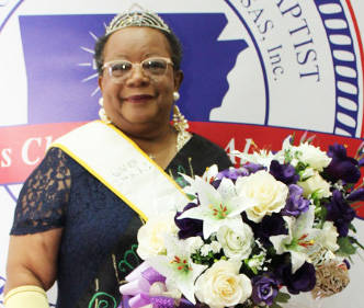 Consolidated State Convention names Davis queen
