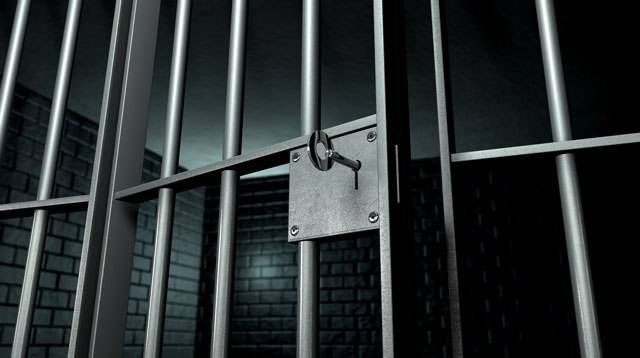 Man involved in standoff found dead in jail cell