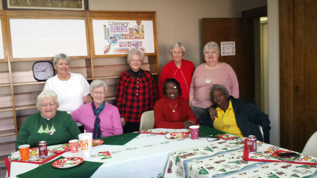Grand Prairie Quilt Society holds luncheon