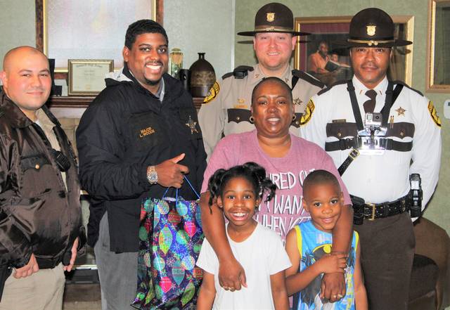 JCSO spreads Christmas cheer to kids