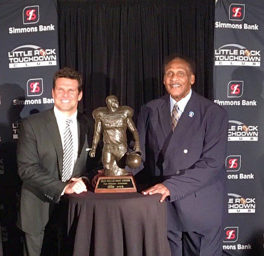 Willie Roaf Award  Little Rock Touchdown Club